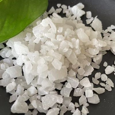 産業等級16%の17%アルミニウム硫酸塩の水処理の片状粉